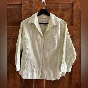 Talbots Stretch Light Green Women's 3/4 Sleeve Blouse - Size Medium